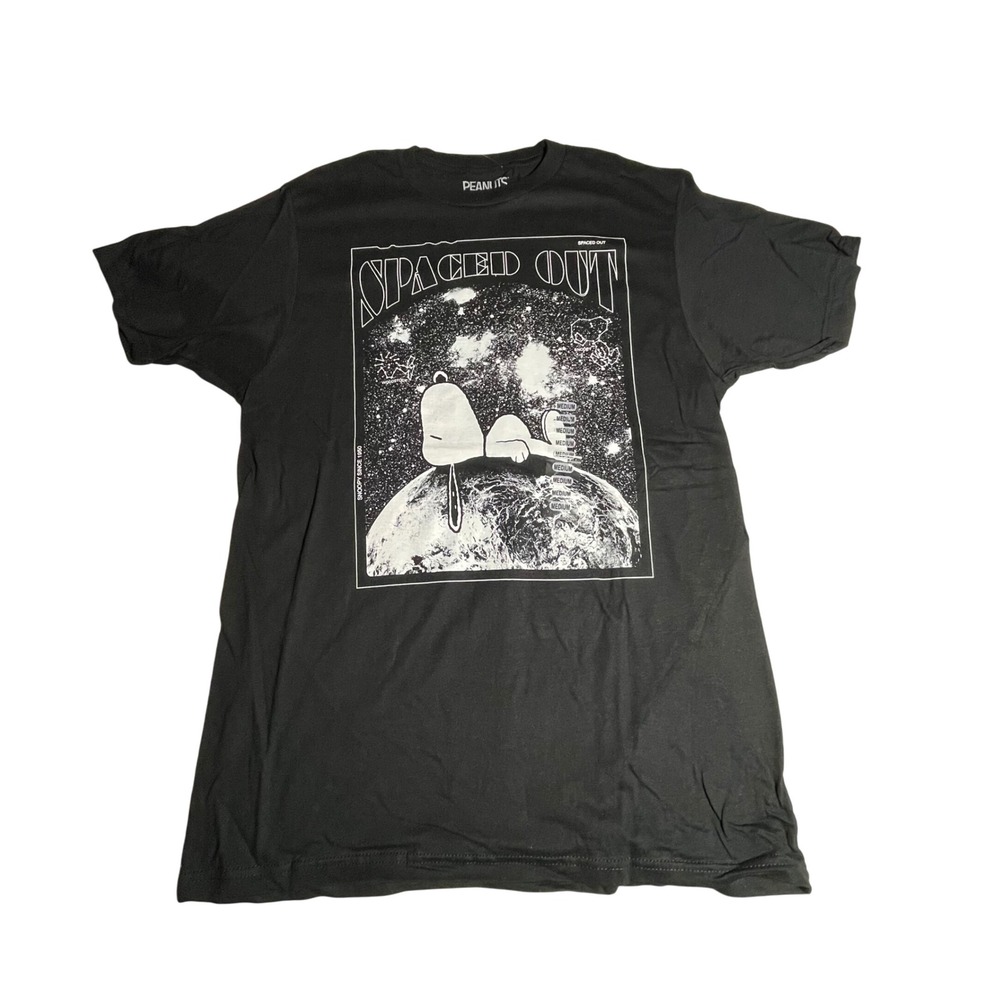 Peanuts Snoopy Spaced Out Graphic T-Shirt Black Cotton Medium Mens‎